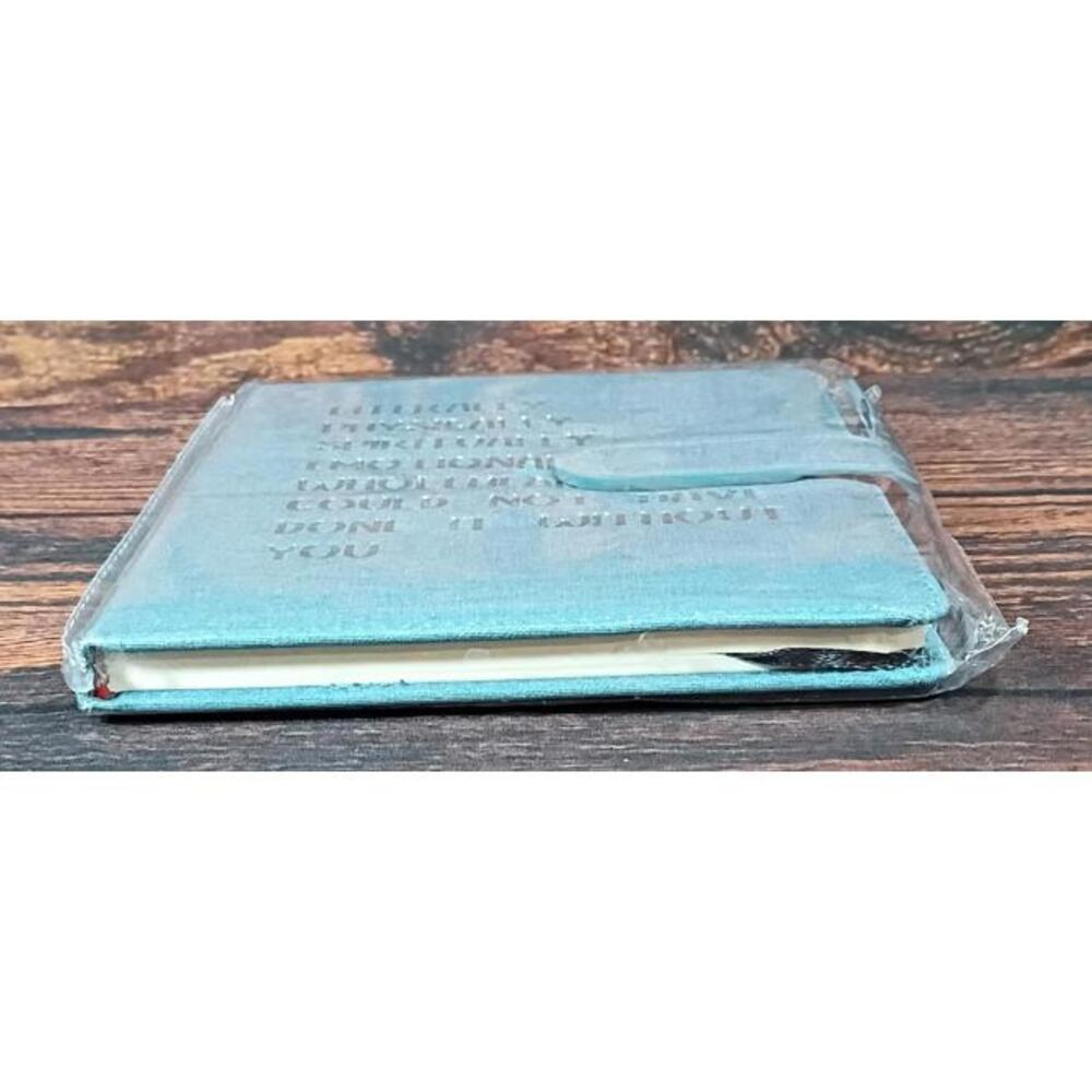 Amazon Basics‎ Journal Notebook with Magnetic Closure - Picture 6 of 9